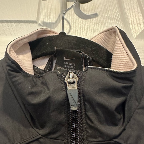 Retro Classic Nike Women’s Windbreaker Running Cycling Jacket | Reflective - Picture 3 of 10